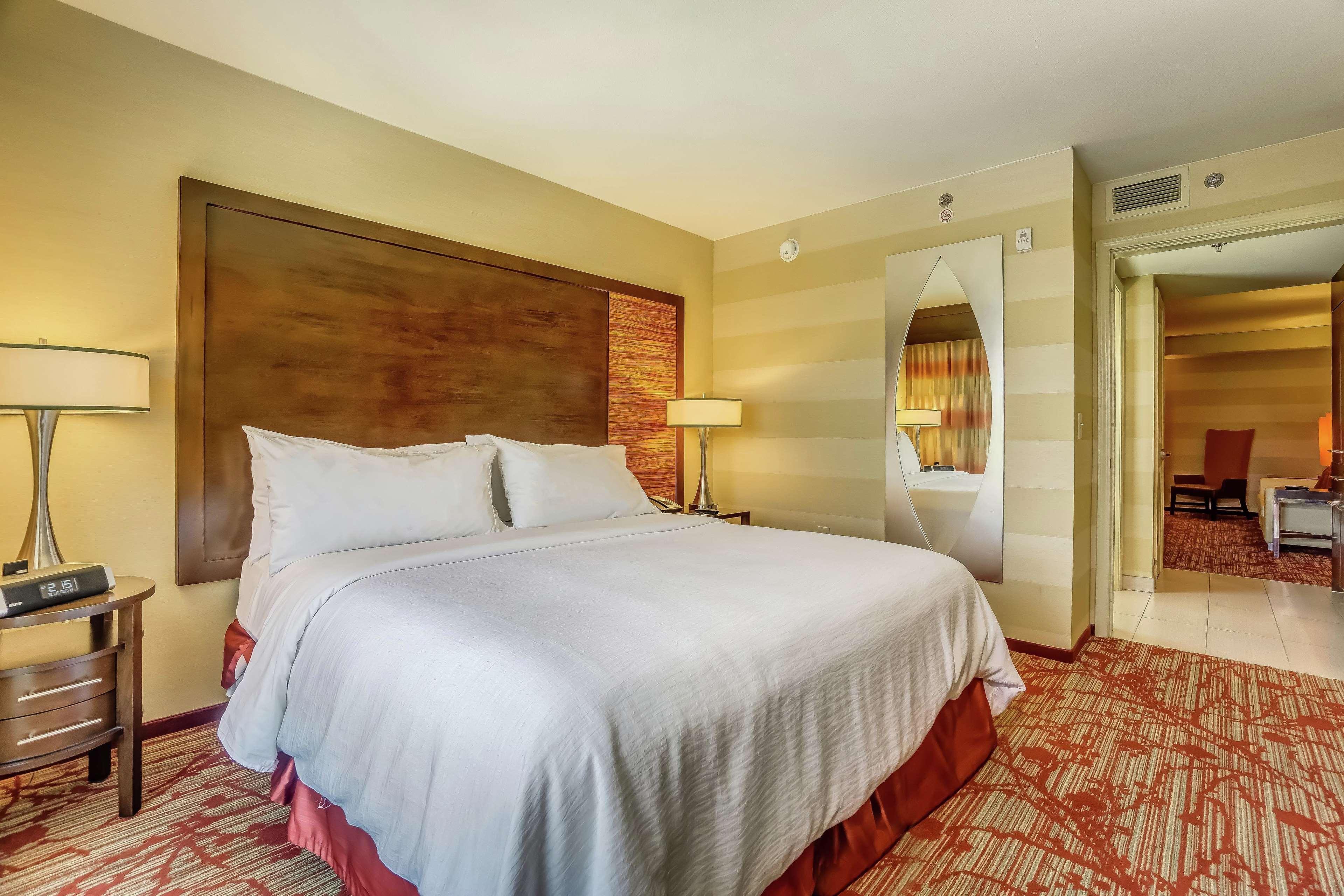 Embassy Suites Atlanta - Kennesaw Town Center Ngoại thất bức ảnh
