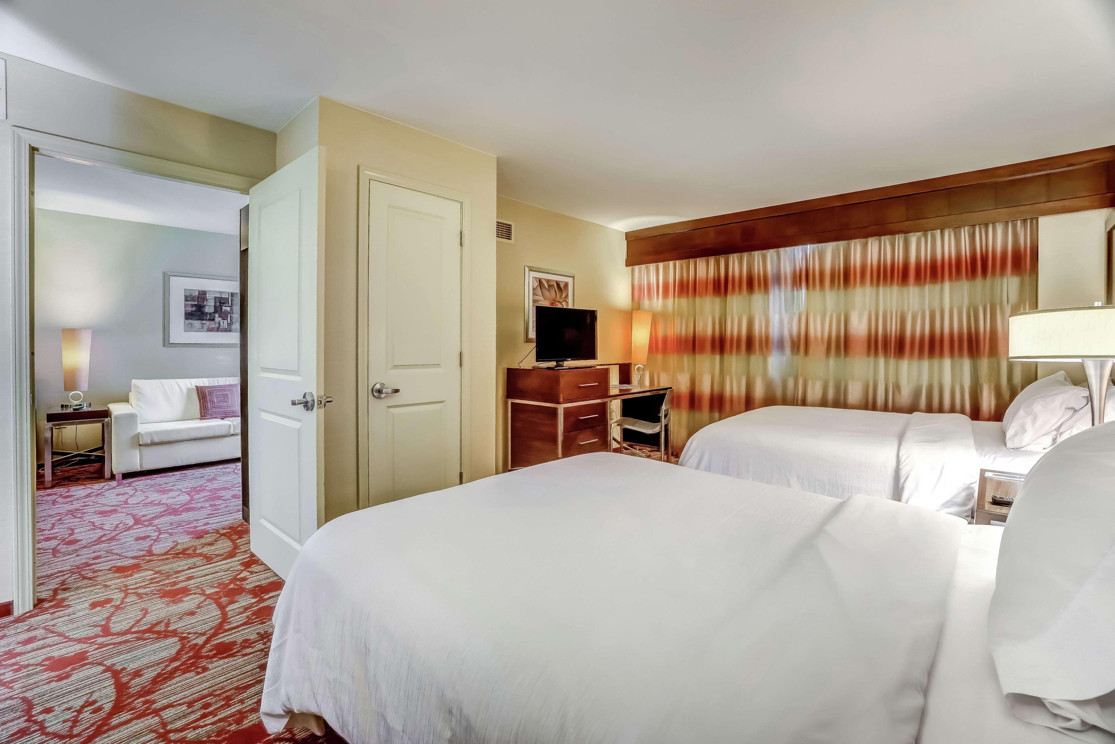 Embassy Suites Atlanta - Kennesaw Town Center Ngoại thất bức ảnh