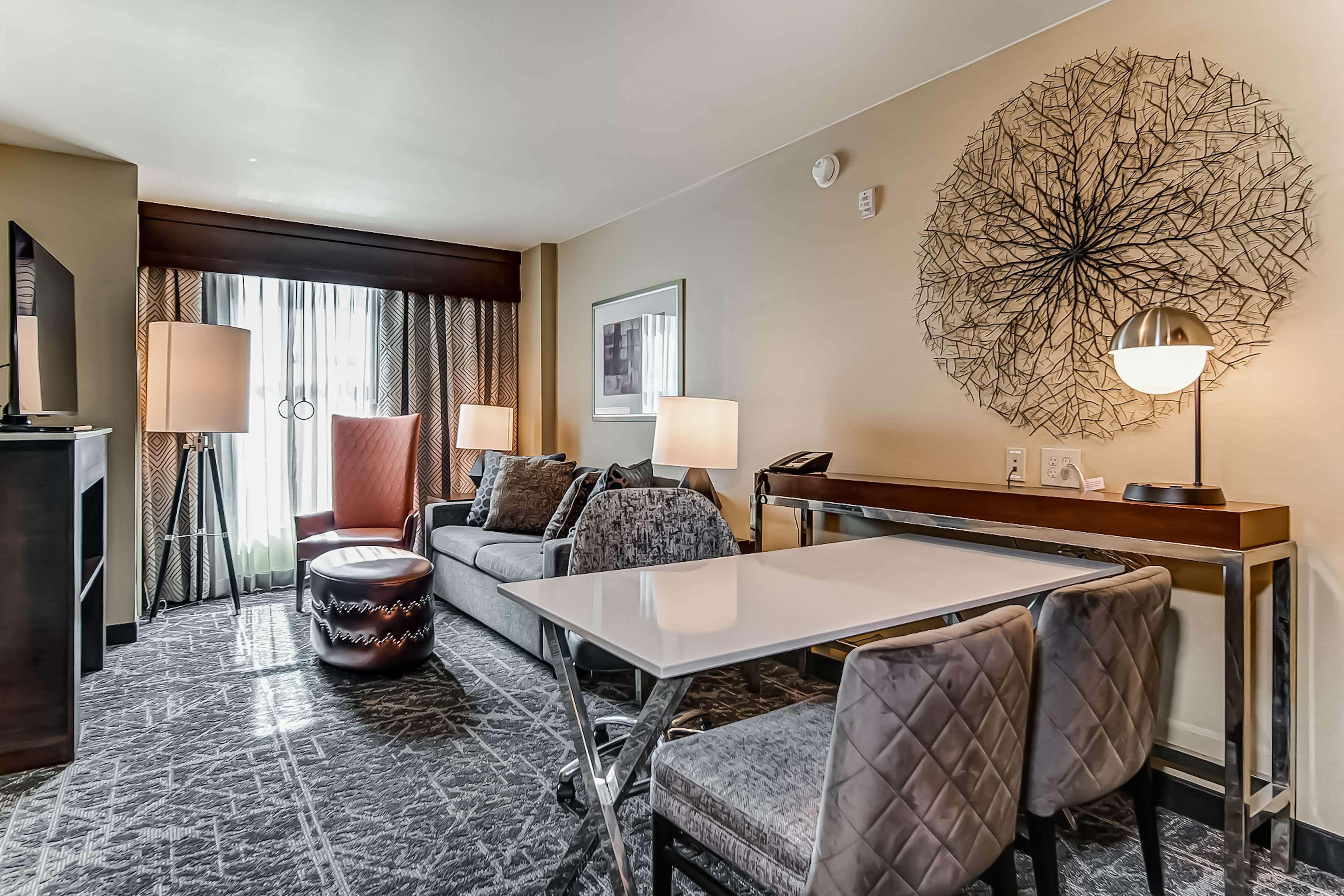 Embassy Suites Atlanta - Kennesaw Town Center Ngoại thất bức ảnh