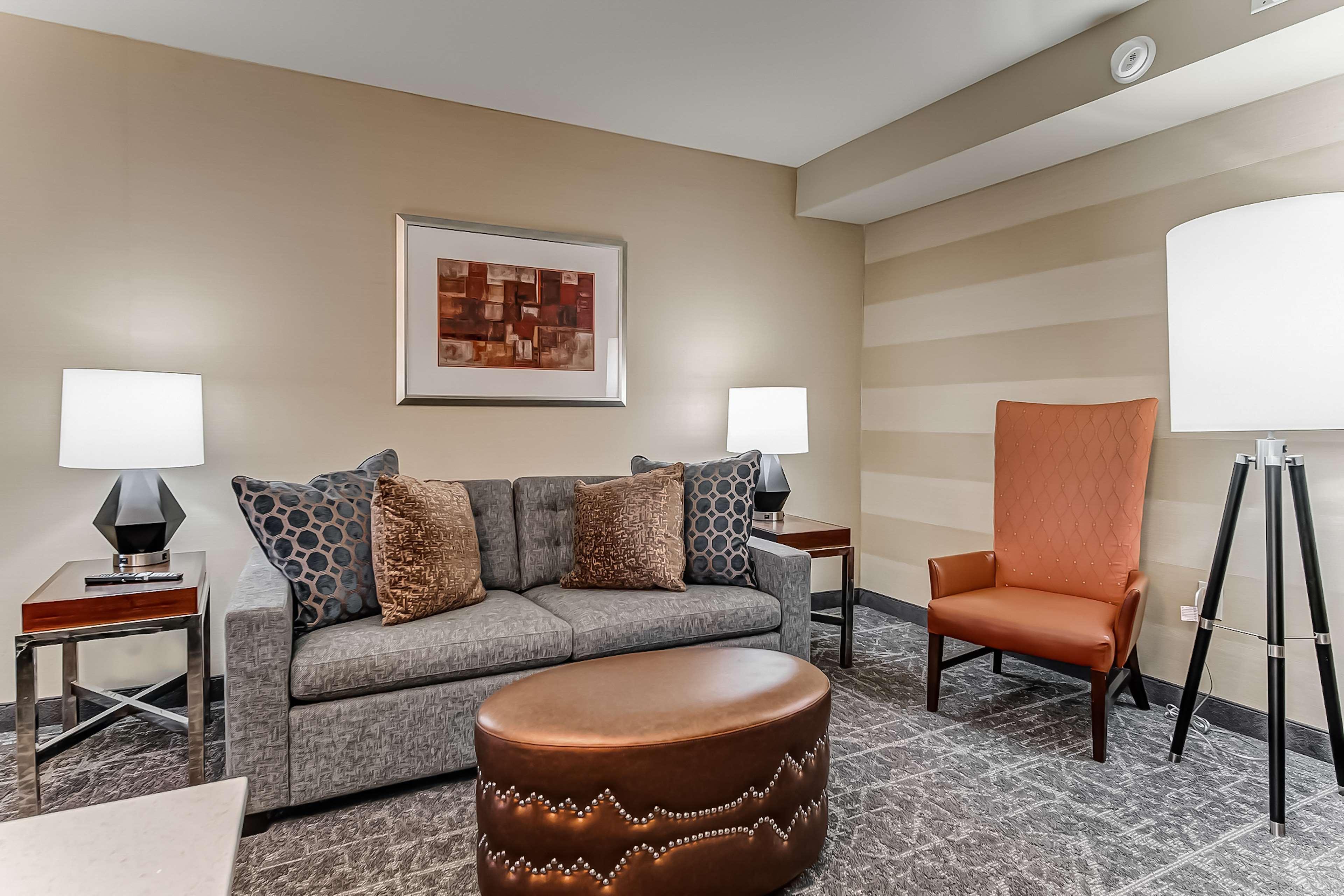 Embassy Suites Atlanta - Kennesaw Town Center Ngoại thất bức ảnh
