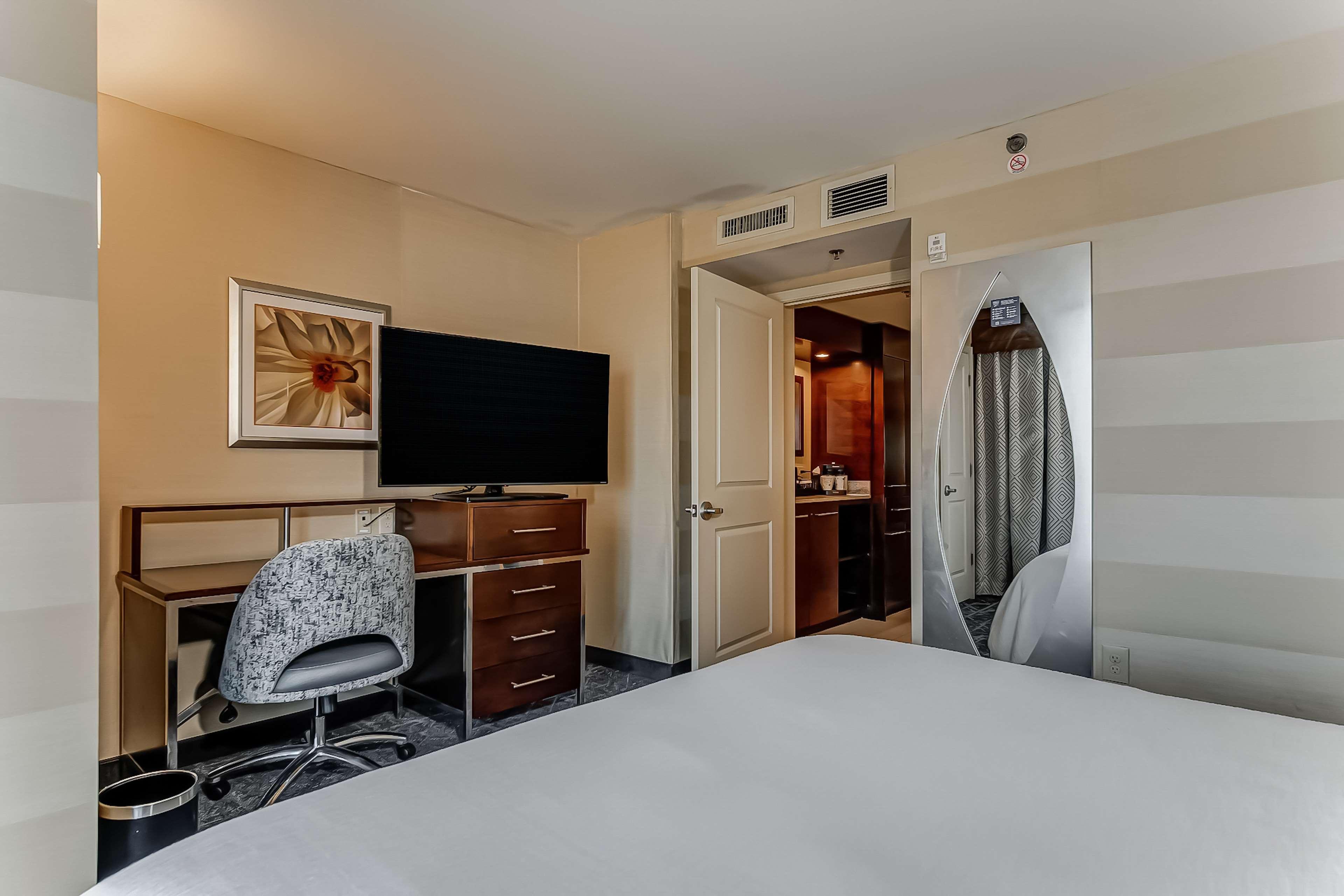 Embassy Suites Atlanta - Kennesaw Town Center Ngoại thất bức ảnh
