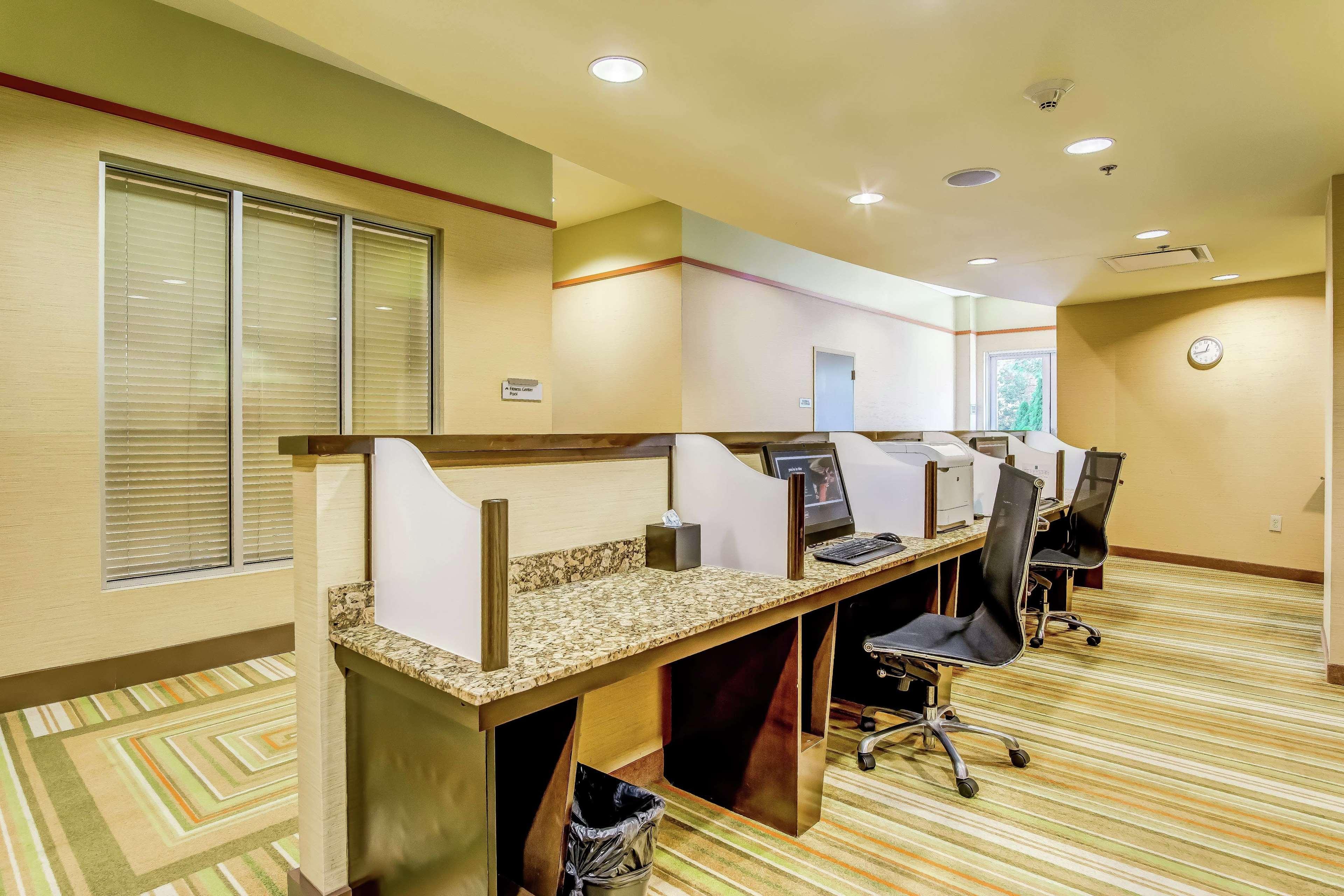 Embassy Suites Atlanta - Kennesaw Town Center Ngoại thất bức ảnh