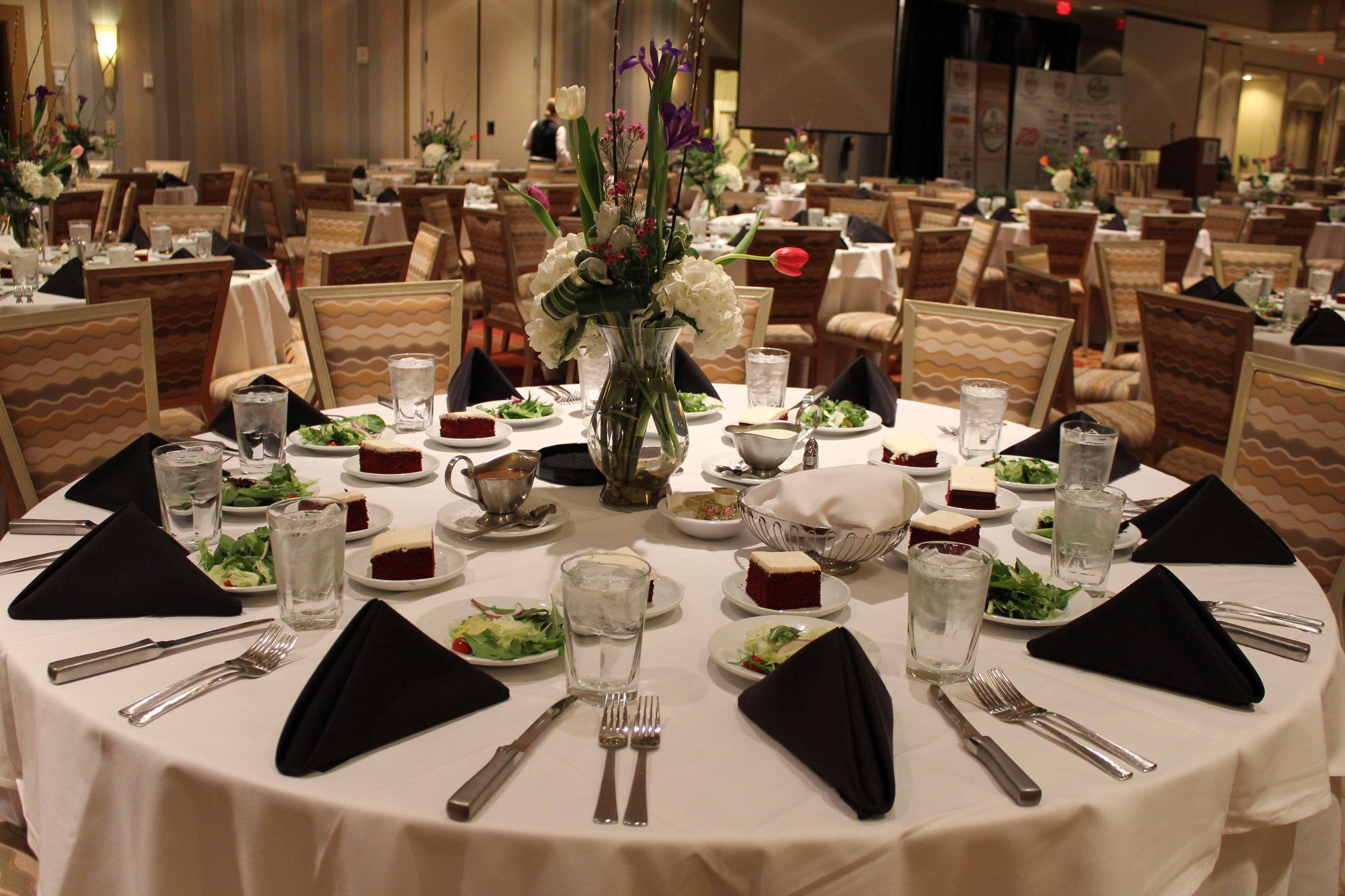 Embassy Suites Atlanta - Kennesaw Town Center Ngoại thất bức ảnh