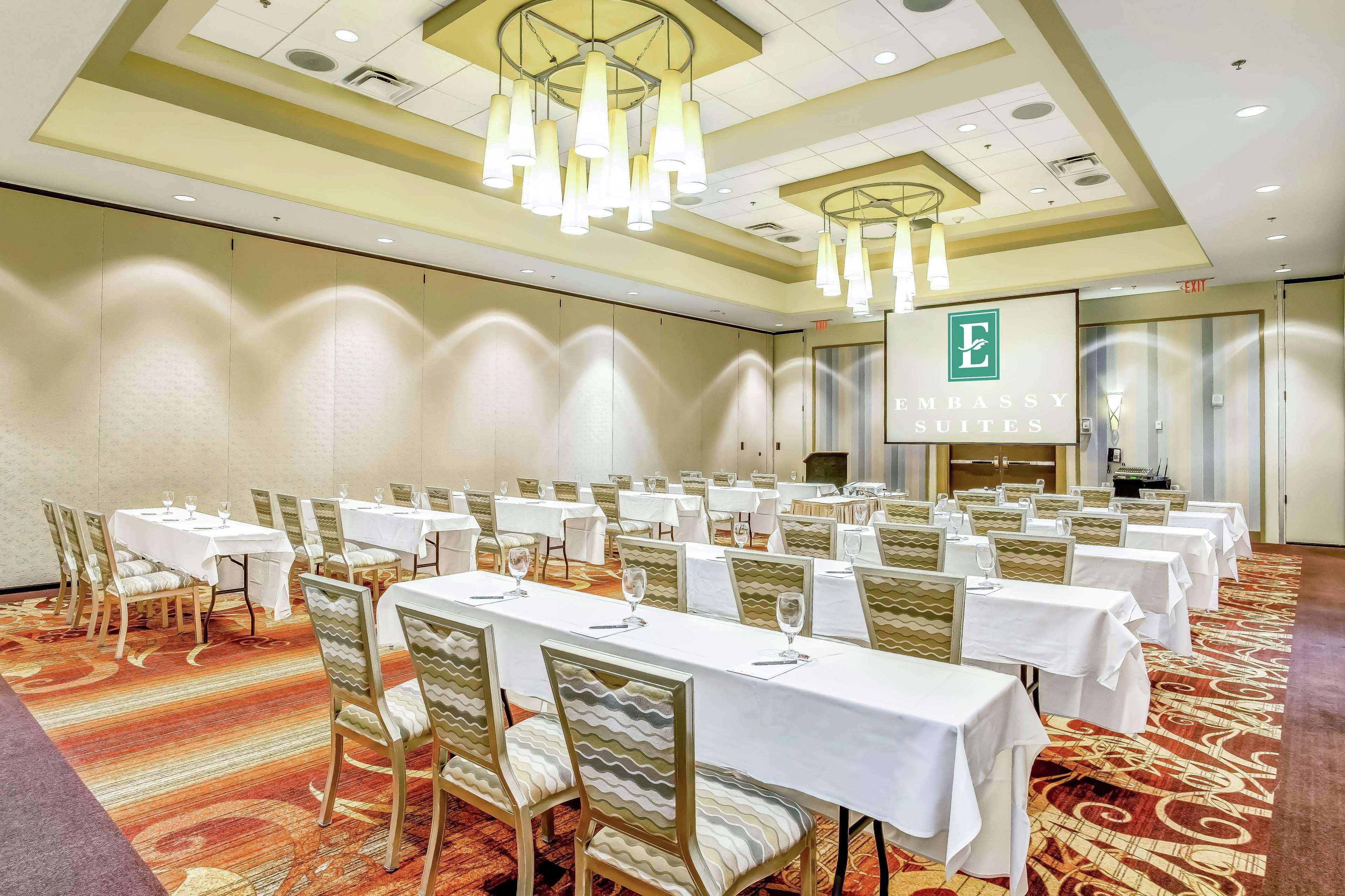 Embassy Suites Atlanta - Kennesaw Town Center Ngoại thất bức ảnh