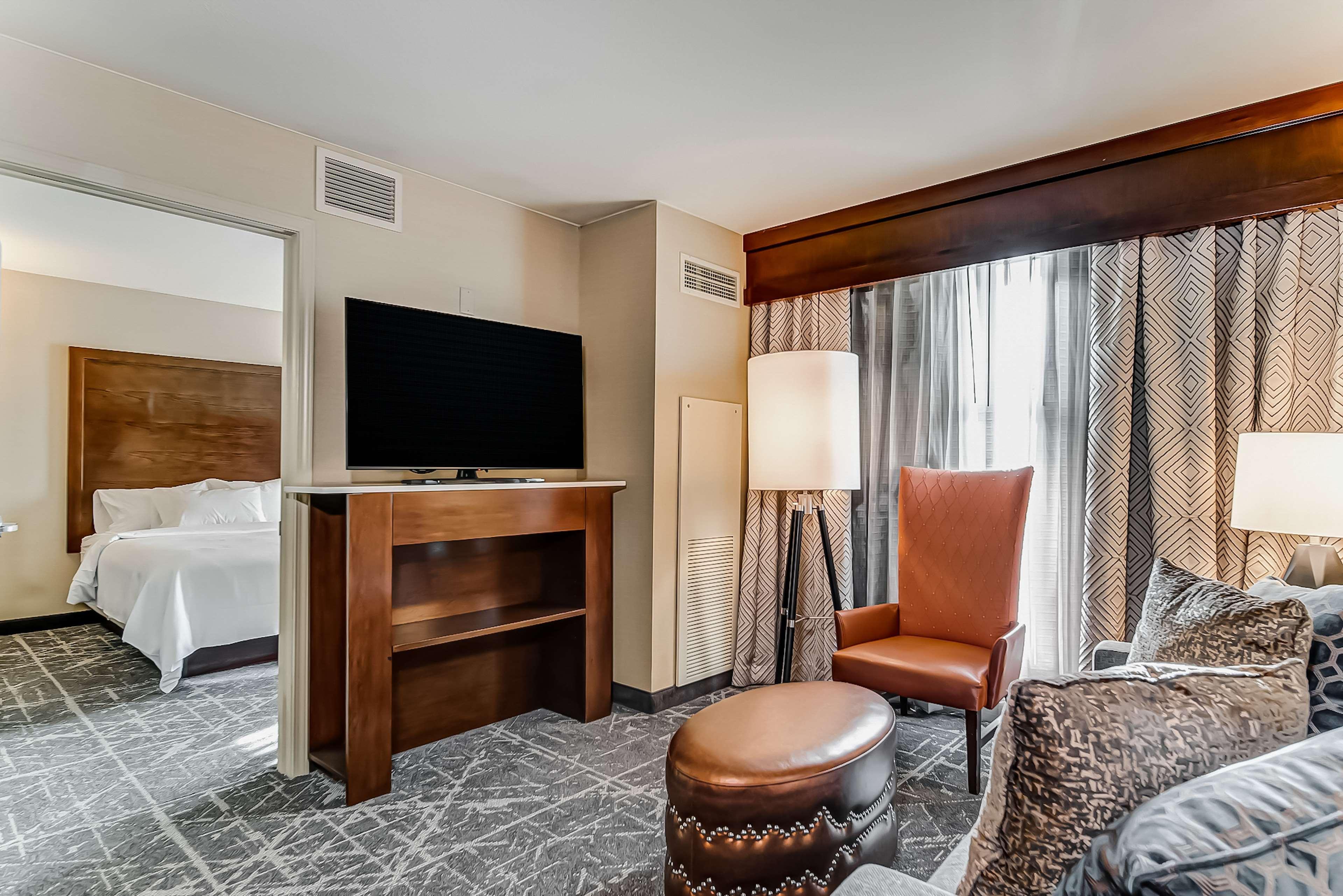 Embassy Suites Atlanta - Kennesaw Town Center Ngoại thất bức ảnh
