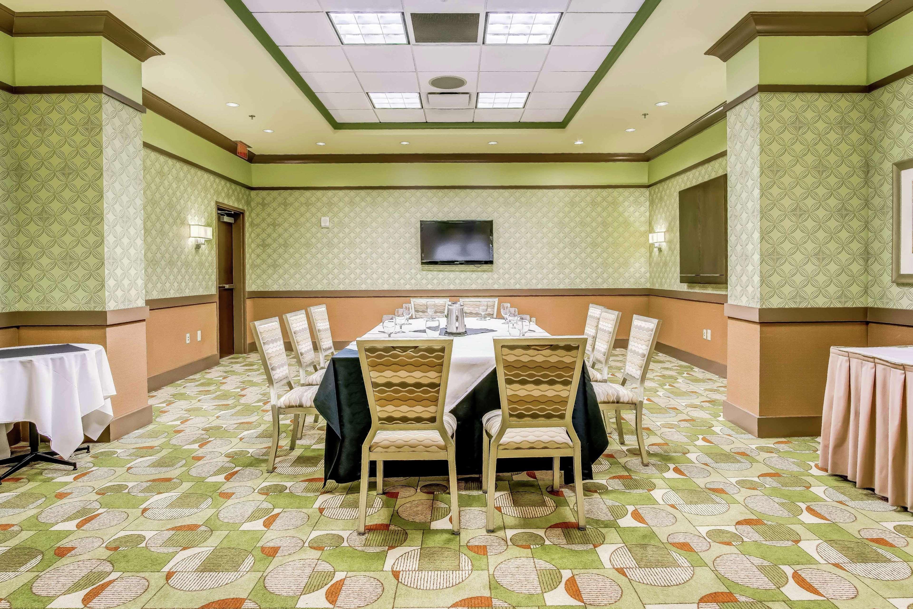 Embassy Suites Atlanta - Kennesaw Town Center Ngoại thất bức ảnh
