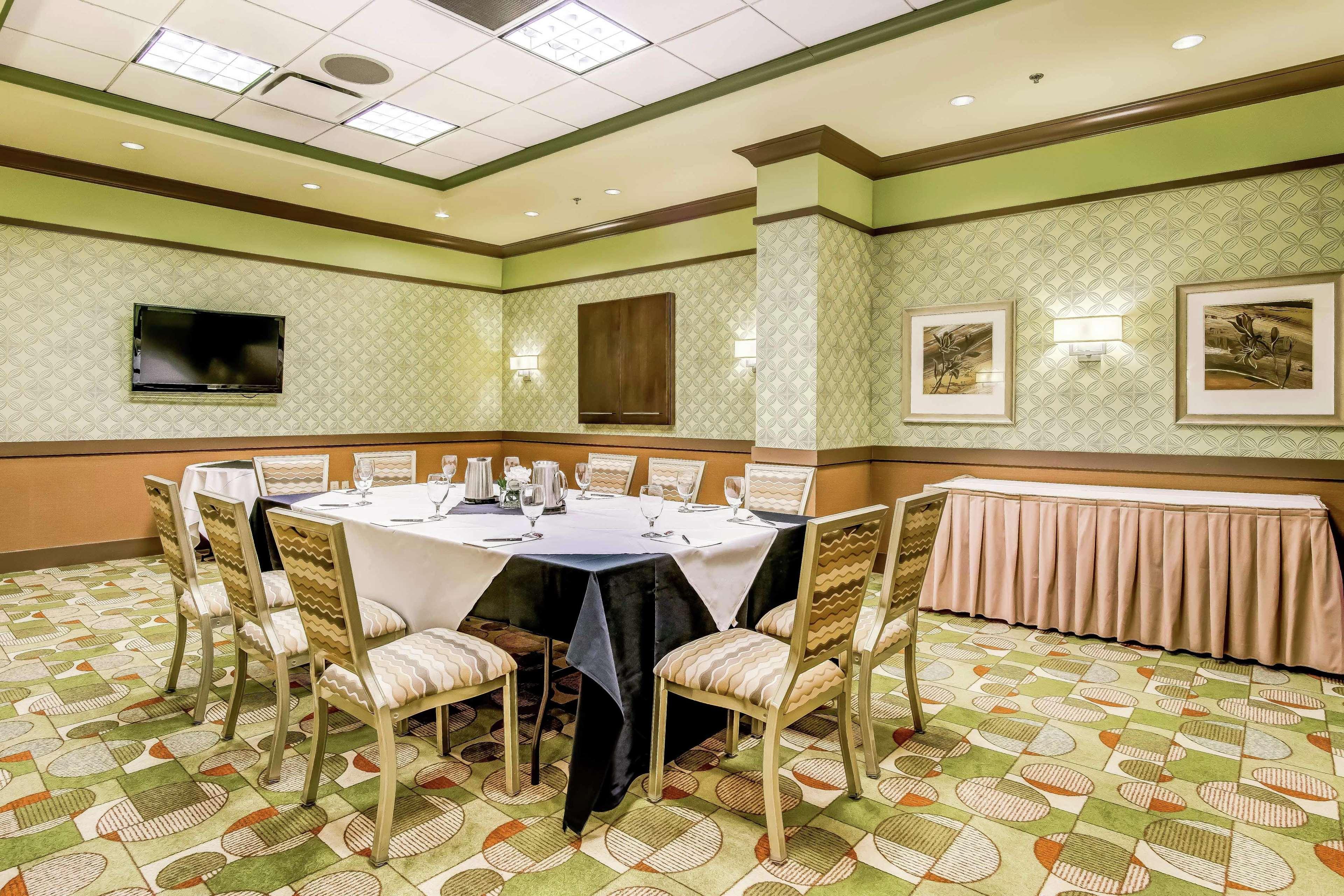 Embassy Suites Atlanta - Kennesaw Town Center Ngoại thất bức ảnh