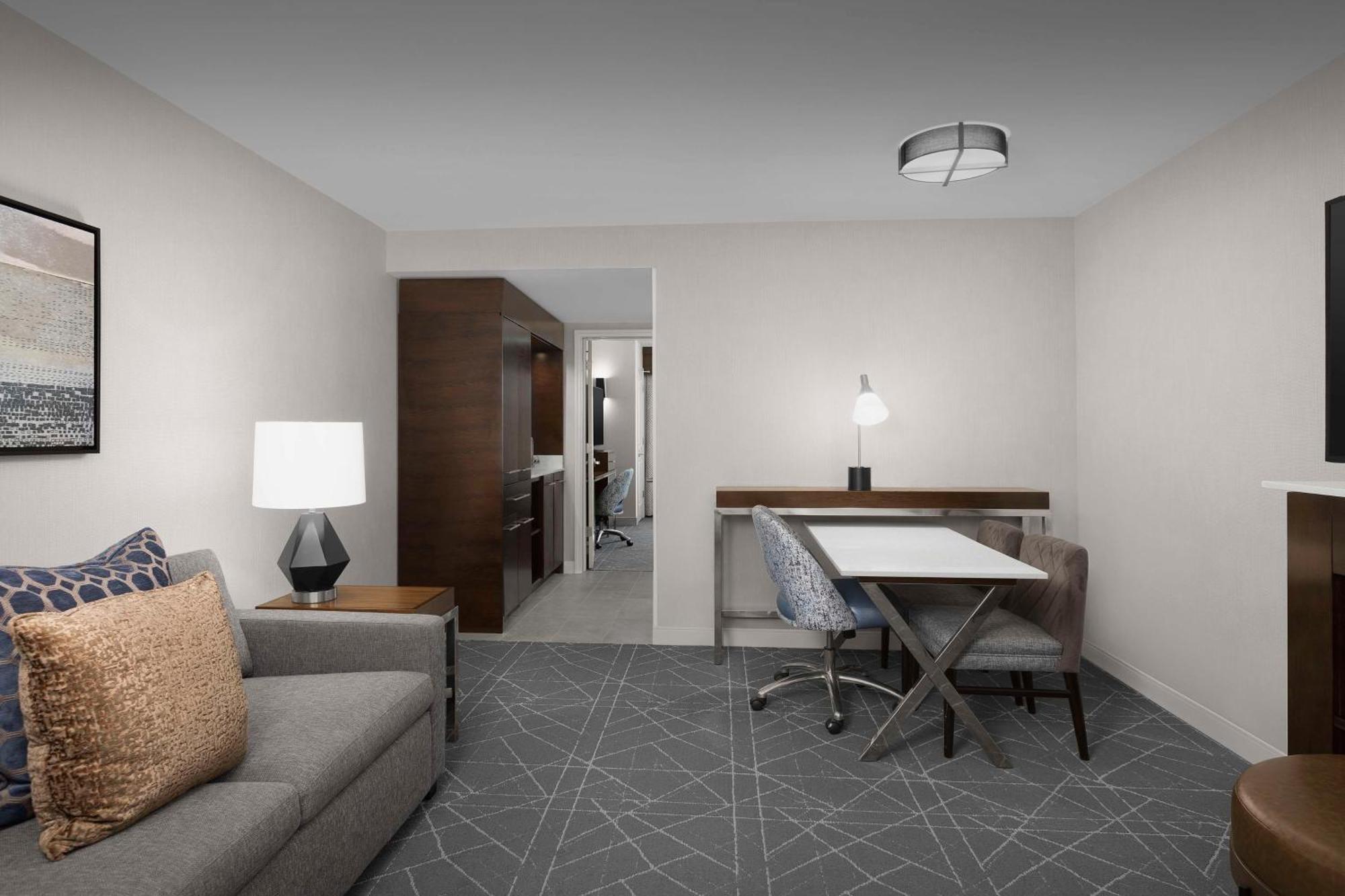 Embassy Suites Atlanta - Kennesaw Town Center Ngoại thất bức ảnh
